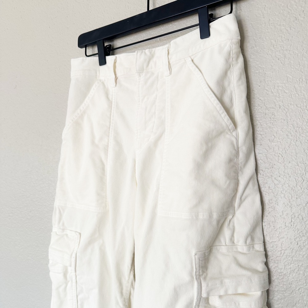 Citizens of Humanity Marcelle Corduroy Cargo Pant Barrel Leg White Size 26 - Picture 3 of 7